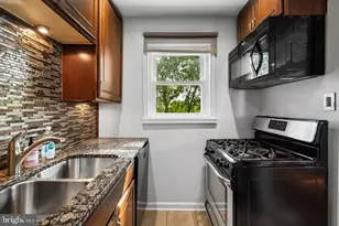 7115 Glenridge Dr, Hyattsville, MD 20784 - Photo 9