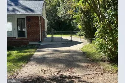 6402 Lamont Drive, Hyattsville, MD 20784 - Photo 3