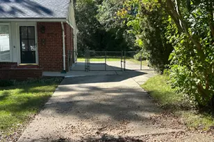 6402 Lamont Dr, Hyattsville, MD 20784 - Photo 3