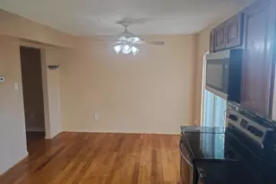 7812 Michele Dr, Landover, MD 20785 - Photo 5