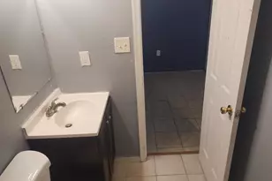 7812 Michele Dr, Landover, MD 20785 - Photo 21