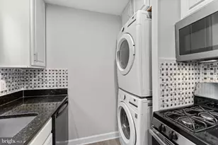 6908 Hawthorne St, Landover, MD 20785 - Photo 11