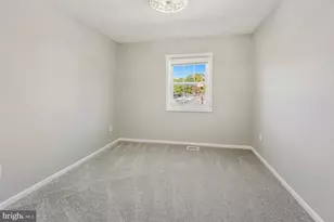 8108 Lakecrest Dr, Greenbelt, MD 20770 - Photo 25