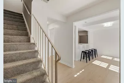 8108 Lakecrest Drive, Greenbelt, MD 20770 - Photo 5