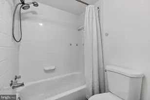 8695 Greenbelt Rd, Greenbelt, MD 20770 - Photo 19