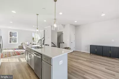 1042 Highpoint Trl, Laurel, MD 20707 - Photo 17