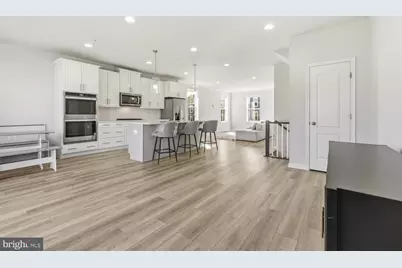 1042 Highpoint Trl, Laurel, MD 20707 - Photo 9