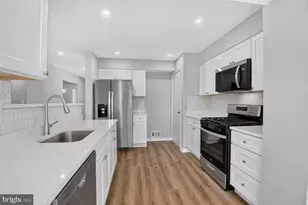 6127 85th Ave, New Carrollton, MD 20784 - Photo 9