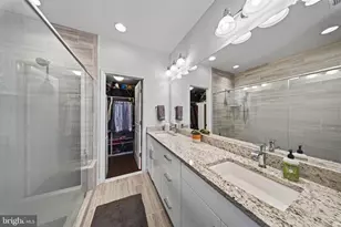 511 Triggerfish Dr, Oxon Hill, MD 20745 - Photo 37