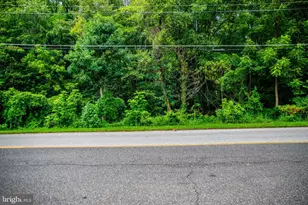 6405 Woodland Rd, Suitland, MD 20746 - Photo 19