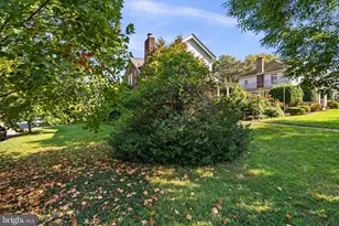 4400 Sheridan St, Hyattsville, MD 20782 - Photo 3