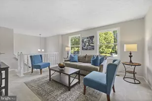 10214 Forestgrove Ln, Bowie, MD 20721 - Photo 3