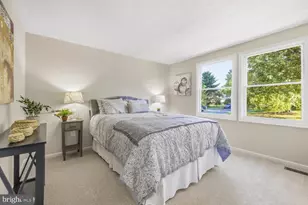 10214 Forestgrove Ln, Bowie, MD 20721 - Photo 15