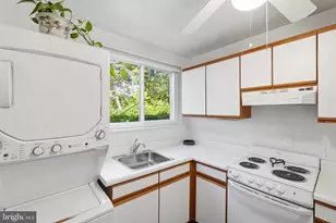 6 Crescent Rd, Greenbelt, MD 20770 - Photo 7