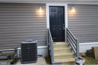 9520 Dogwood Park Street, Capitol Heights, MD 20743 - Photo 3