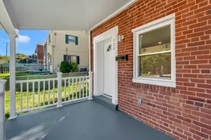 720 Cabin Branch Dr, Capitol Heights, MD 20743 - Photo 3