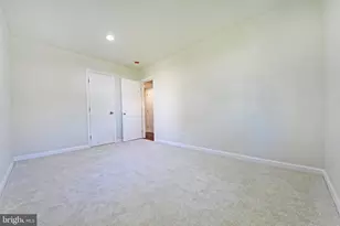 6807 Elmhurst St, District Heights, MD 20747 - Photo 9