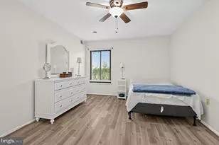 7818 Hanover Pkwy, Greenbelt, MD 20770 - Photo 11
