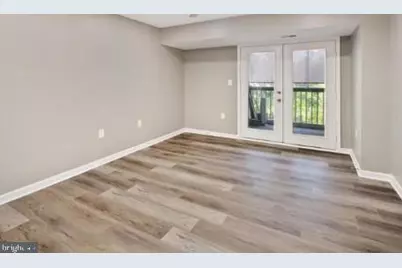 6602 Lake Park Drive #202, Greenbelt, MD 20770 - Photo 9