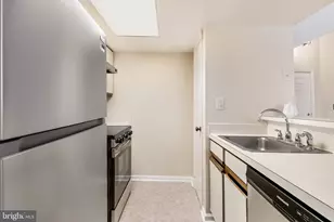 14041 Vista Dr, Laurel, MD 20707 - Photo 11