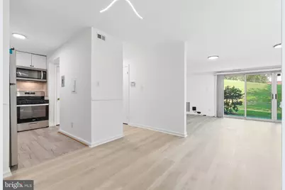 5976 Westchester Park Drive #5976 T-1, College Park, MD 20740 - Photo 15