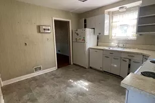 2027 Jameson St, Temple Hills, MD 20748 - Photo 3