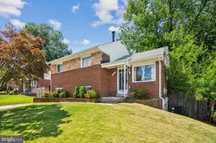 6412 Rolling Ridge Dr, Capitol Heights, MD 20743 - Photo 1