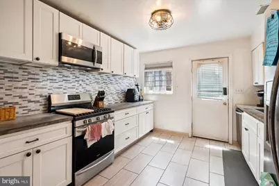 6412 Rolling Ridge Drive, Capitol Heights, MD 20743 - Photo 15