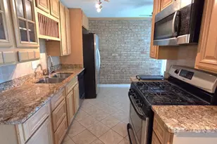 3329 Huntley Sq Dr, Temple Hills, MD 20748 - Photo 11