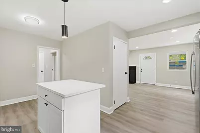 4201 Skyline Drive, Suitland, MD 20746 - Photo 9
