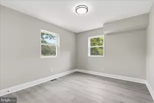 4201 Skyline Dr, Suitland, MD 20746 - Photo 13