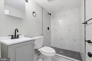 4201 Skyline Dr, Suitland, MD 20746 - Photo 31