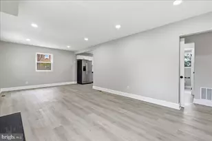 4201 Skyline Dr, Suitland, MD 20746 - Photo 5