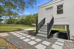 4201 Skyline Dr, Suitland, MD 20746 - Photo 33