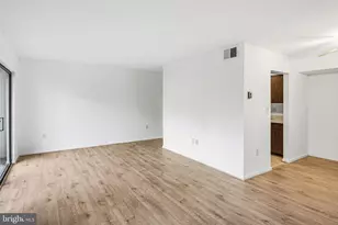6936 Hanover Pkwy, Greenbelt, MD 20770 - Photo 7