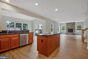 10600 Keepsake Ln, Upper Marlboro, MD 20772 - Photo 13