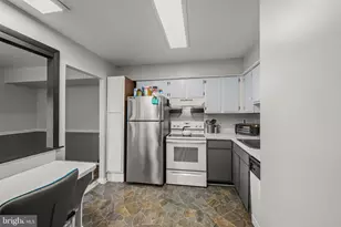 6946 Hanover Pkwy, Greenbelt, MD 20770 - Photo 9