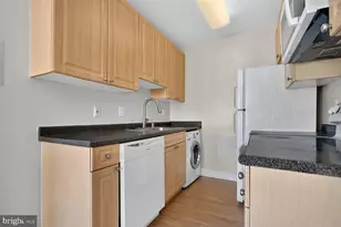 5601 Parker House Terrace, Hyattsville, MD 20782 - Photo 11