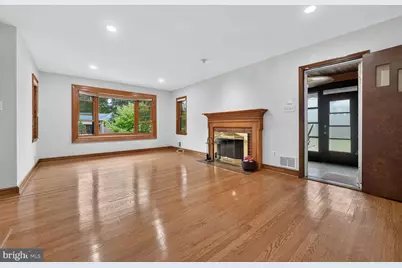 7328 Baylor Avenue, College Park, MD 20740 - Photo 9