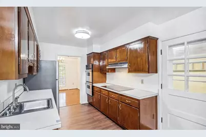 2406 Mistletoe, Adelphi, MD 20783 - Photo 3