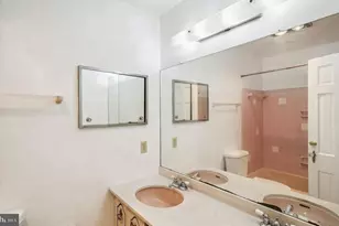 2406 Mistletoe, Adelphi, MD 20783 - Photo 7