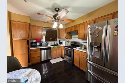 9939 Raintree Way, Clinton, MD 20735 - Photo 5