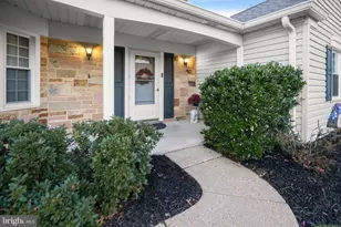 12703 Blossom Ln, Bowie, MD 20715 - Photo 3