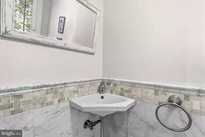 5809 Quintana Street, Riverdale, MD 20737 - Photo 17