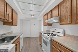 10251 Prince Pl, Upper Marlboro, MD 20774 - Photo 9