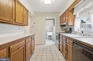 11420 Rosedale Ln, Beltsville, MD 20705 - Photo 13