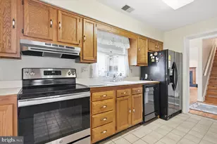11420 Rosedale Ln, Beltsville, MD 20705 - Photo 15