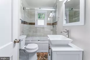 6015 Forest Rd, Cheverly, MD 20784 - Photo 21