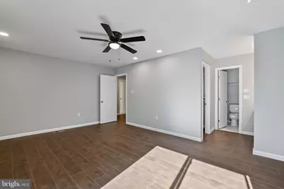 37 Lakeside Drive, Greenbelt, MD 20770 - Photo 9