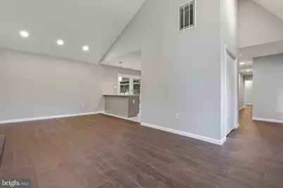 37 Lakeside Drive, Greenbelt, MD 20770 - Photo 3